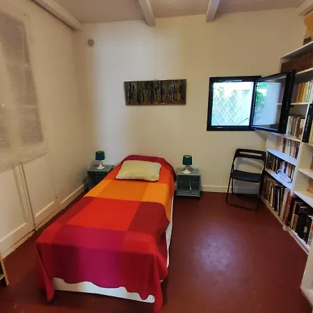 Apartament Rdc D'une Maison A La Capte *