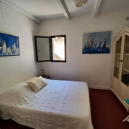 Rdc D'une Maison A La Capte Apartament